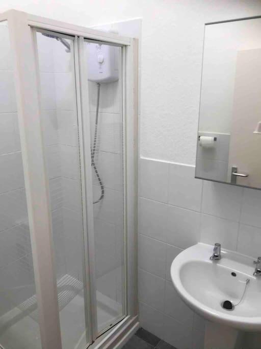 1Studio Avenue House Скарборо Экстерьер фото